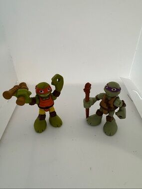 Teenage Mutant Ninja Turtles Action Figures - Green (Set of 2)